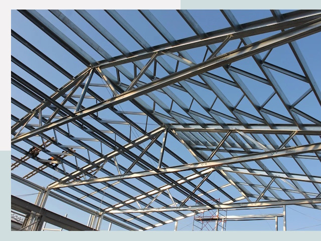 Строительство фермы в Мариинске